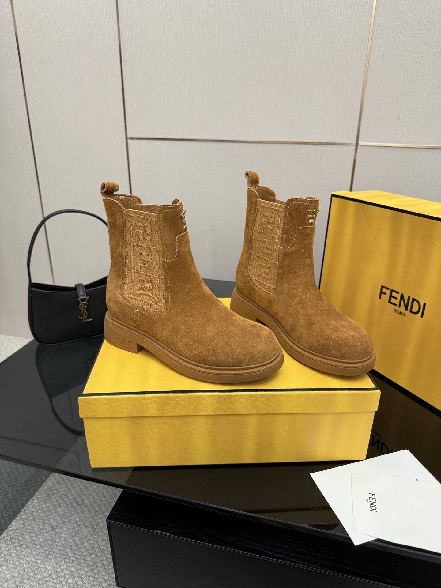 20251022/Fendi_251022-5